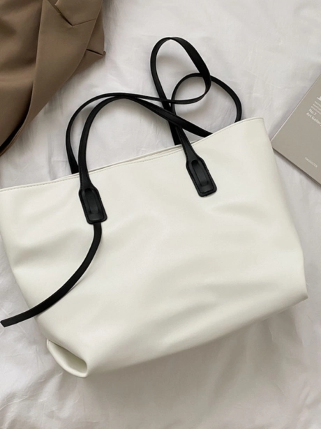 Tote Bag Tote Bag Simple Stylish MV137534  2 cr7534white_idr_78_000_material_nilon_32x145x275_0_4kg