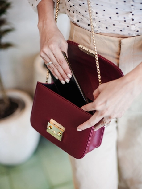 Sling Bag Vedlyn Vora 7 vora_maroon_mg_3249