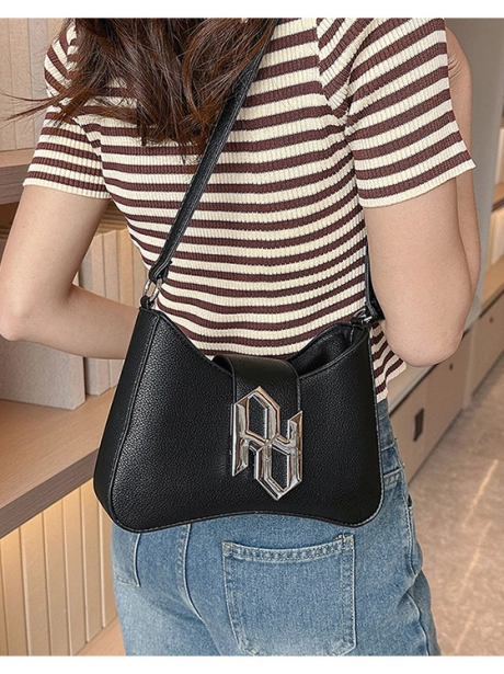 Sling Bag Tas Selempang Stylish Elegant MV138074   1 ~item/2024/1/31/id_11134207_7r98z_lqk97mxpxqvk6b